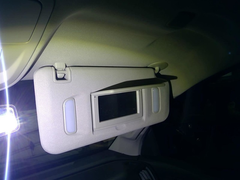 Passenger Sun Visor With Illuminated Opt Deg Fits 17-22 CANYON 1780372