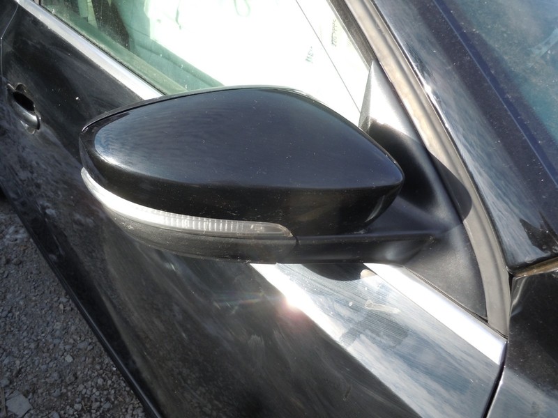 11-16 Volkswagen Jetta Sdn Power Door Mirror Right RH Heated Man Fold Turn Lamp