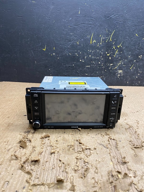 2008 2013 Jeep Dodge Chrysler Screen Display CD Player Satellite Radio Z9823 DG
