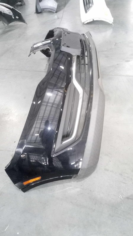 2016 Lincoln MKX Black Front Bumper Assembly OEM 338836 91K Miles