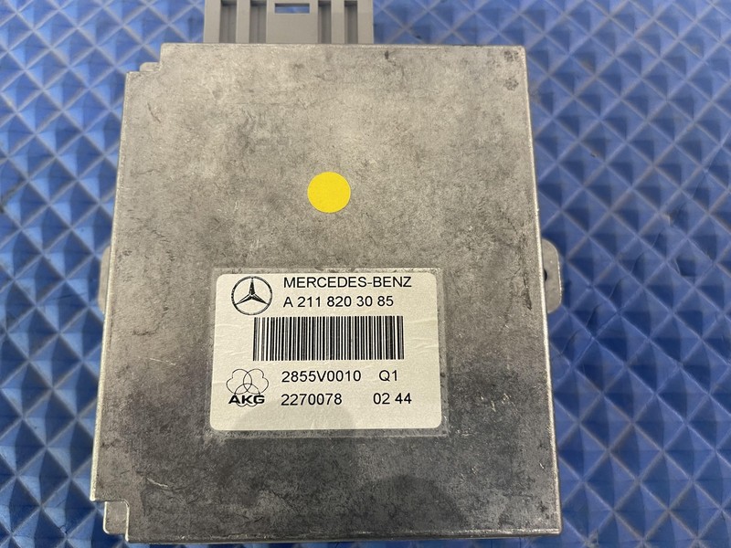 03-06 Mercedes W211 E350 E500 Communication Voice Control Module 2118203085