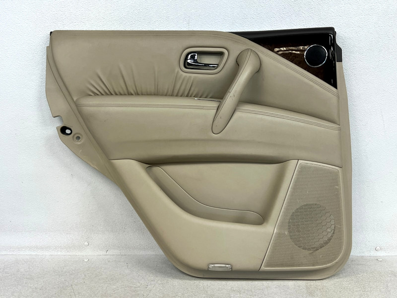 ⭐2011-2012 INFINITI QX56 REAR LEFT SIDE LH INTERIOR DOOR TRIM PANEL OEM LOT2670