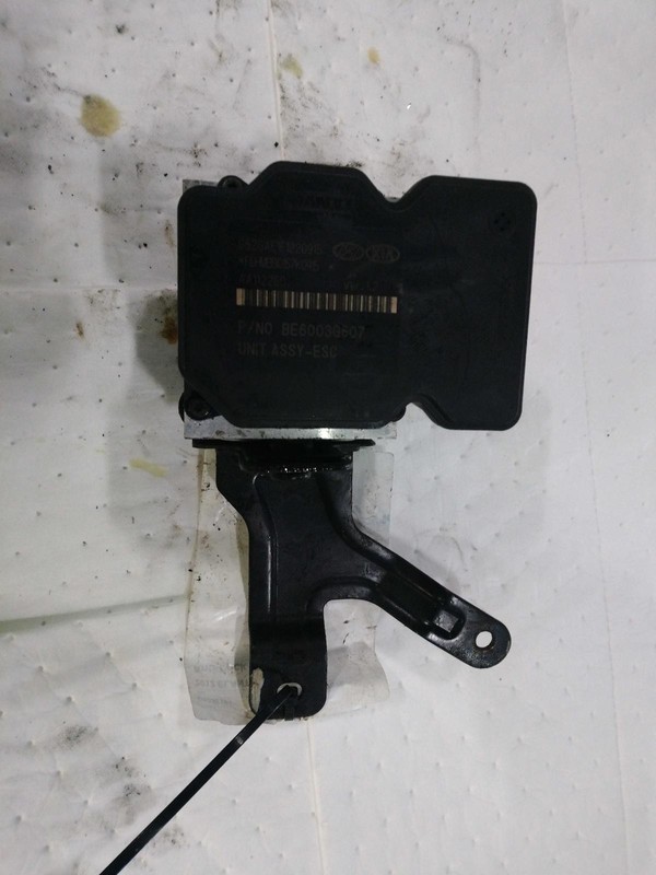 Used ABS Pump and Motor Assembly fits: 2012 Hyundai Elantra Actuator and Pump As