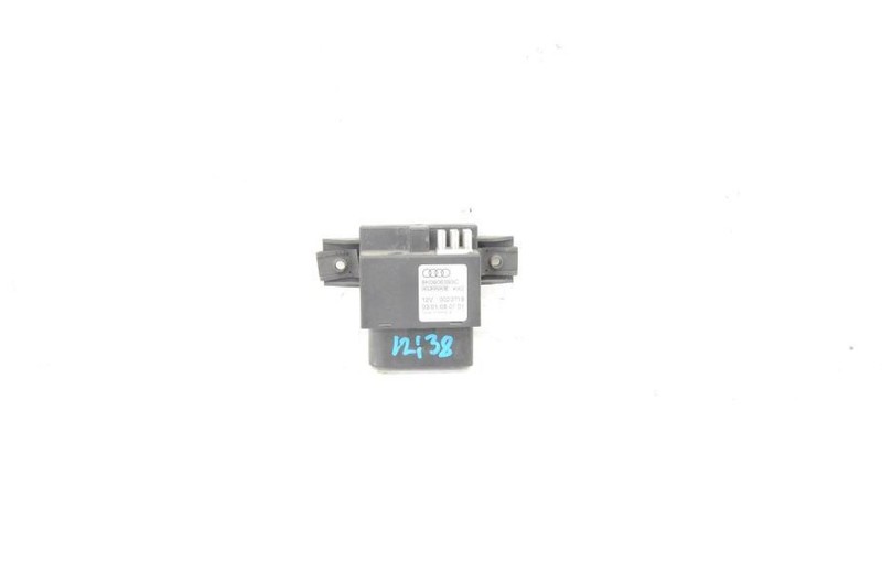 2008 Audi A5 3.2L Coupe Fuel Pump Control Module 8K0906093C