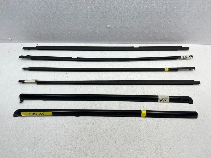 1998-2002 Lexus LX470 Front Left Rear Right Door Seal Trim Molding Set 1535 OEM