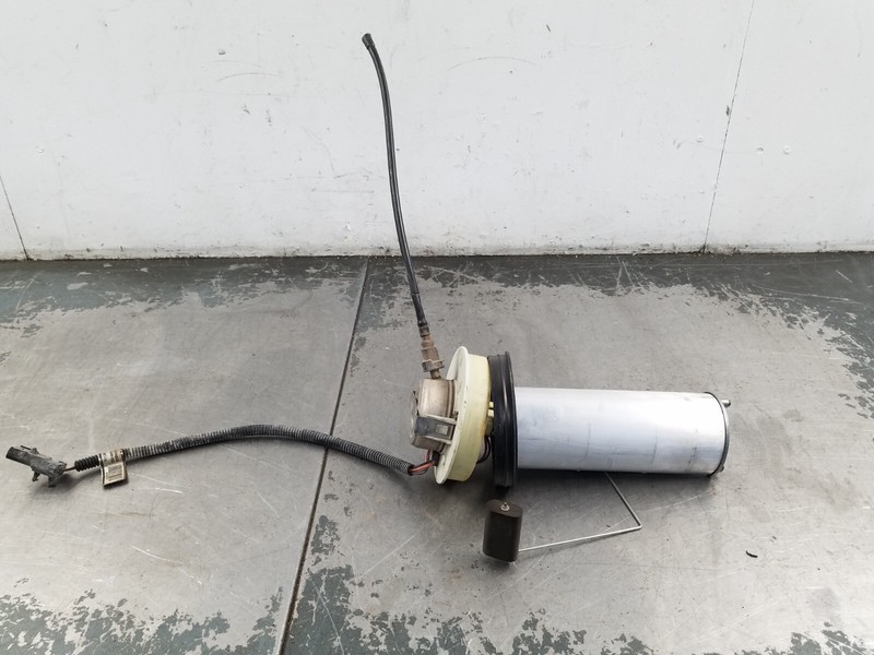 2004 Jeep Wrangler TJ Rubicon 4x4 Fuel Pump / Sending Unit #9749 B4