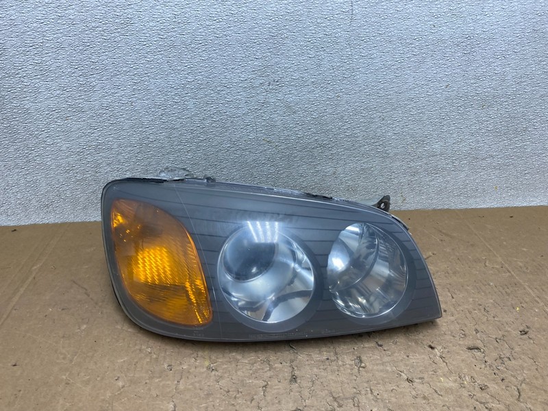 2001 2002 2003 Hyundai XG350 XG Right Passenger Headlight Halogen Oem V6359 DW