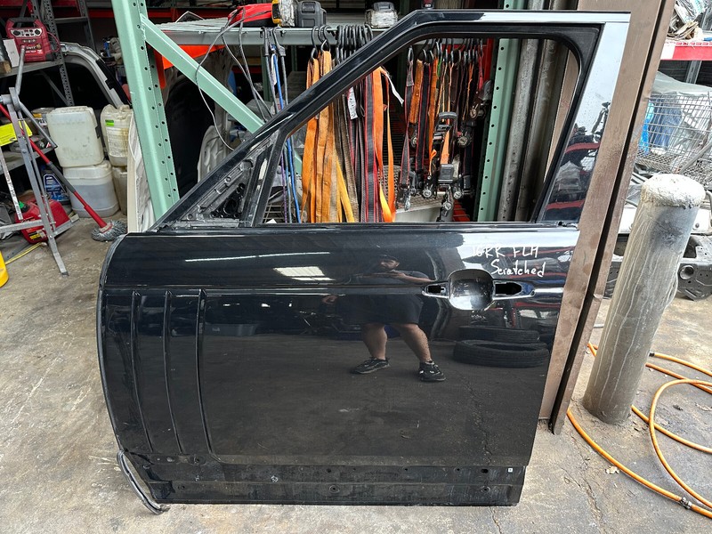 13-22 LR Range Rover L405 Front Left Driver Side Door Panel Shell Black OEM