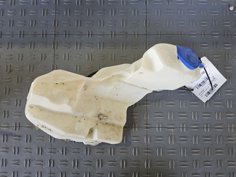 Wash Reservoir Fits 15-17 FORD F150 PICKUP 3462474
