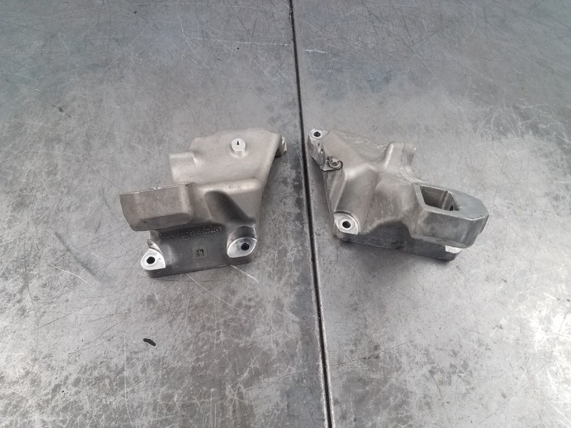 2017 Mercedes AMG C 63 S M177 4.0L Motor Mount Brackets #3490 K3