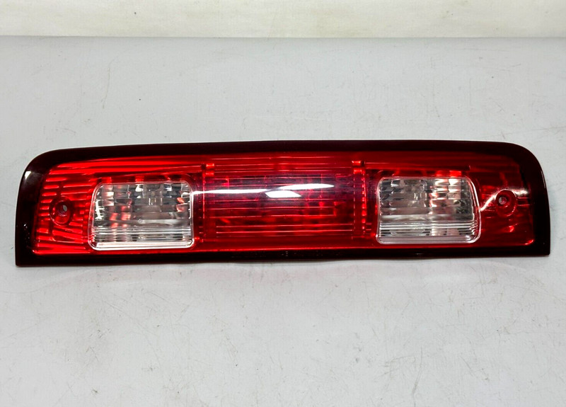 ✅ RAM 1500-3500 2009-2023 Classic CENTER HIGH MOUNT THIRD BRAKE LIGHT LAMP OEM