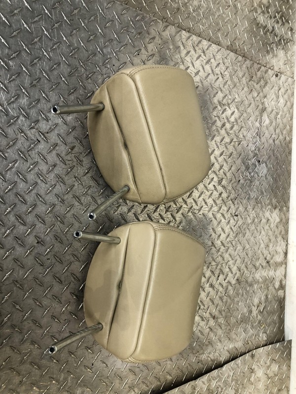 2008-2010 Honda Accord Leather Headrest Set LH RH Oem Tested