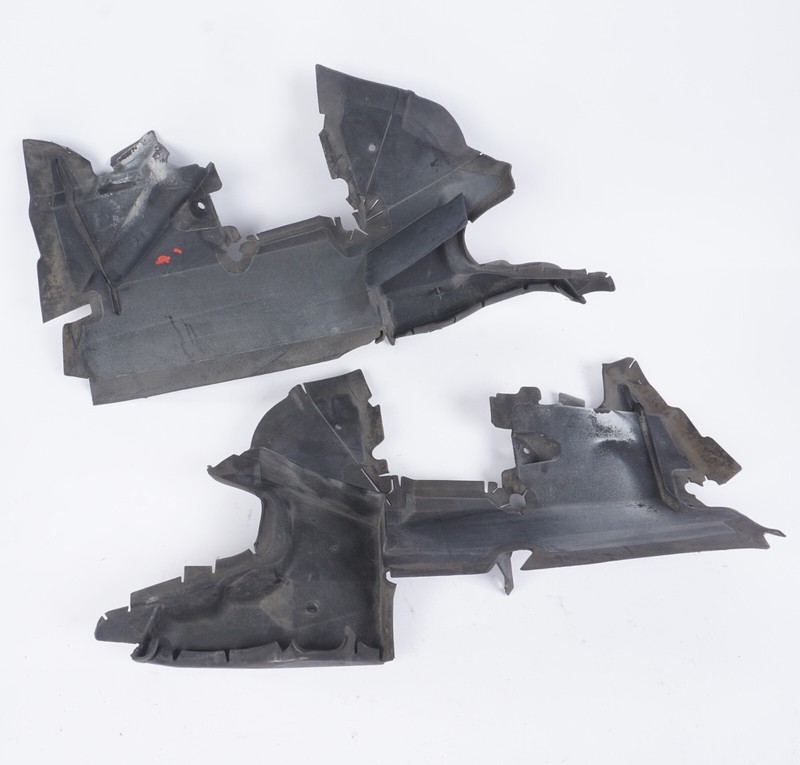 2003-2006 Mercedes R230 SL500 Front Left & Right Radiator Air Guide DuctOEM