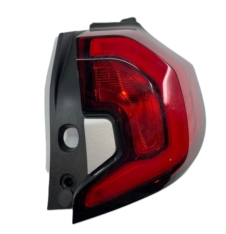 2018-2021 GMC Terrain Right Passenger Tail Light Lamp RH OEM 84379497 140 Miles