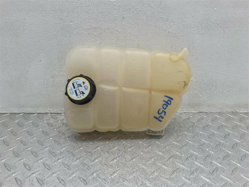 13 14 15 ESCAPE TRANSIT CONNECT 2.0L 2.5L COOLANT RESERVOIR 671-00349