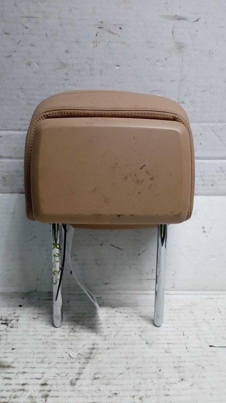 2015 Porsche Macan Black Headrest Used OEM Part NJ25-21565-538085 103k Miles