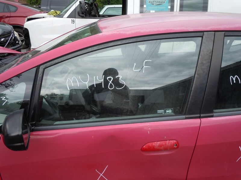 2009-2012 Honda Fit Front Door Window Glass Driver Left OEM