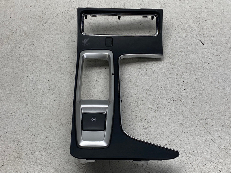 2019-2022 SUBARU ASCENT FRONT CENTER CONSOLE SHIFTER TRIM BEZEL OEM LOT680