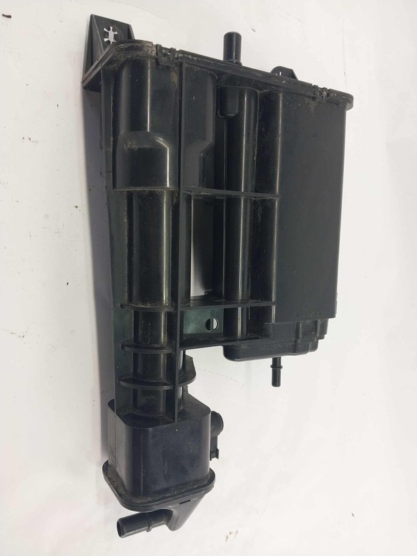 2021 Chevy Traverse LT Evaporatoe Charcoal Vaope Canister with Sensors OEM