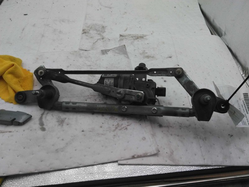2020 Hyundai Accent Wiper Motor OEM 98110G2000 66K Miles Black