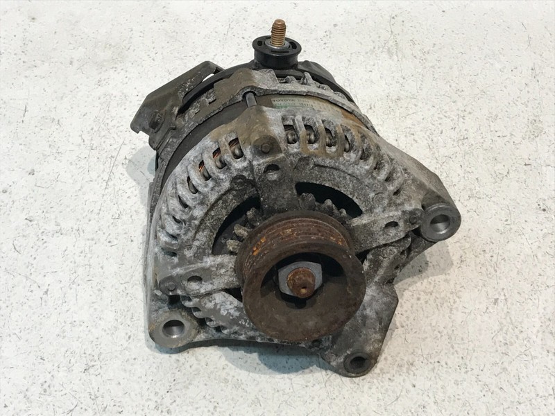 2001-2004 LEXUS LS430 ENGINE ALTERNATOR GENERATOR OEM 27060-50280