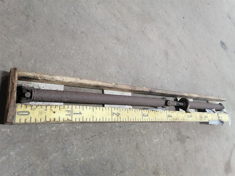 Rear Drive Shaft 155" Wb Regular Van 8.1L Fits 96-02 EXPRESS 3500 VAN 1069033
