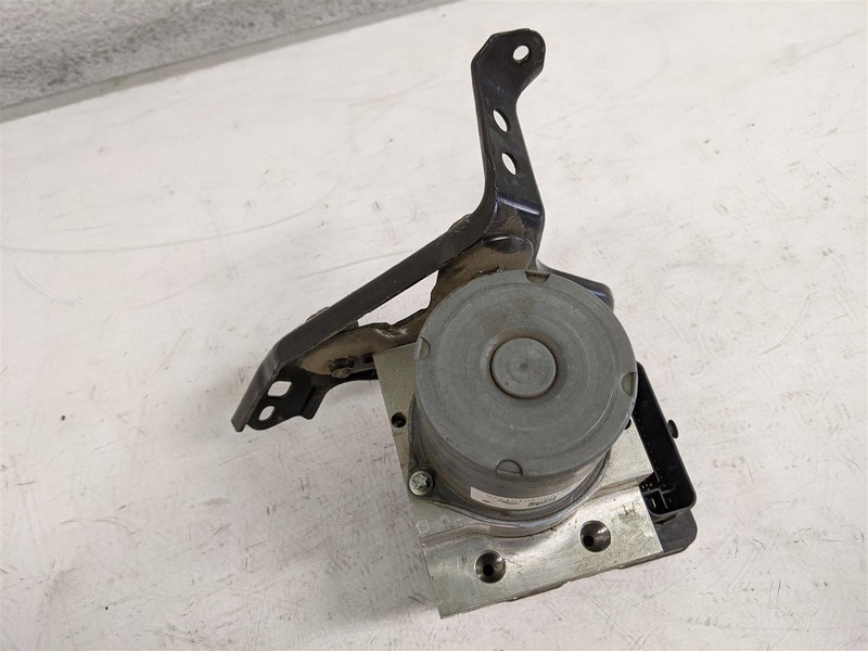 2014-2015 Acura Mdx Vsa Abs Pump Modulator 57111-Tz5-A13 Oem Low Miles