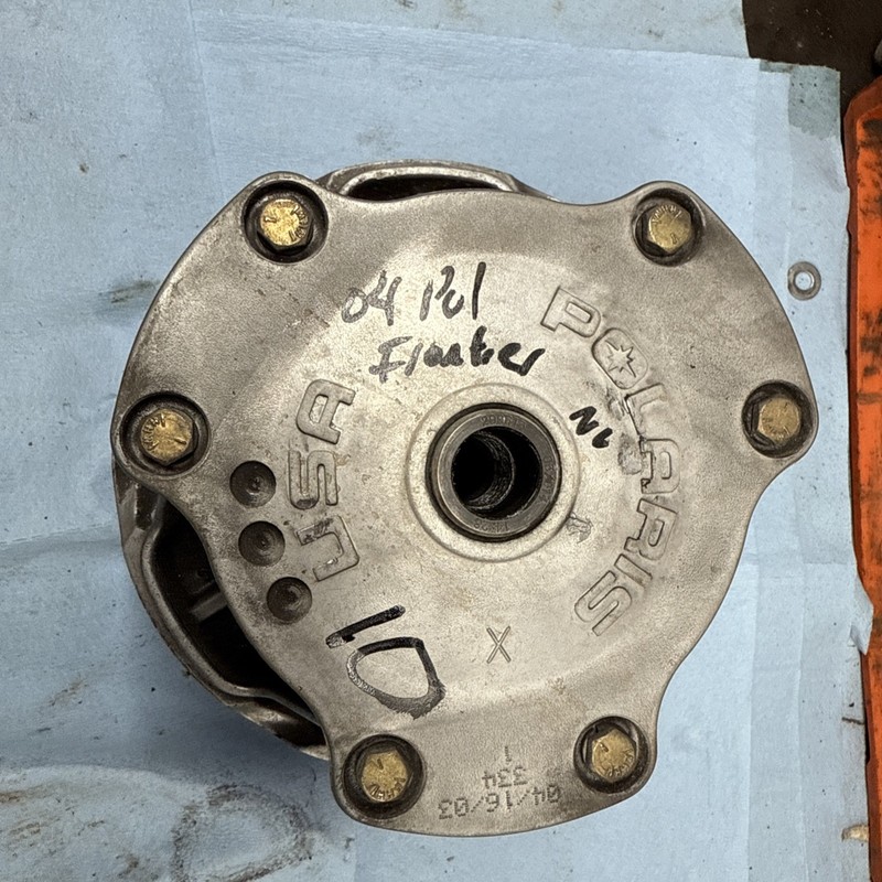 2004 Polaris Frontier Touring Edge Snowmobile Motor Primary Drive Clutch Good 10
