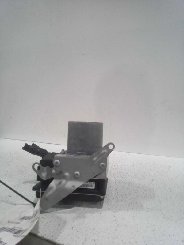 2015 BMW X1 ABS Pump & Motor Assembly OEM Silver 75K Miles Warranty