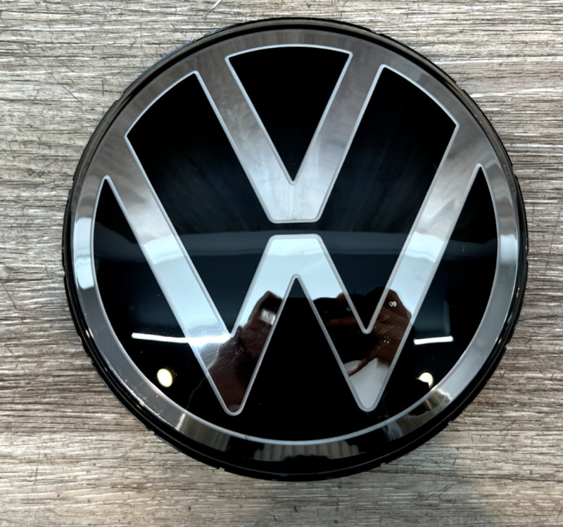 VolkswagenEmblemOEM 30C.853.600.A