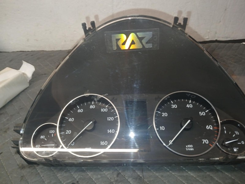 Speedometer 203 Type Cluster C230 Sedan MPH Fits 05 MERCEDES C-CLASS 674321