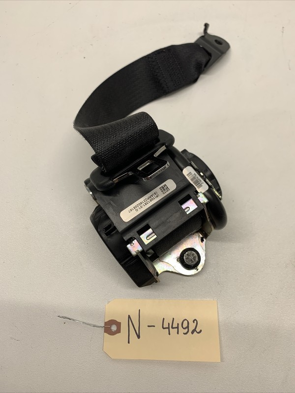 2017-2022 TESLA MODEL 3 REAR LEFT OR RIGHT SEAT BELT RETRACTOR OEM 4492 B15