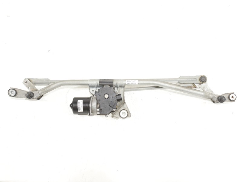 2014-2020 Chevrolet Silverado GMC Sierra Windshield Wiper Motor Linkage OEM 82K