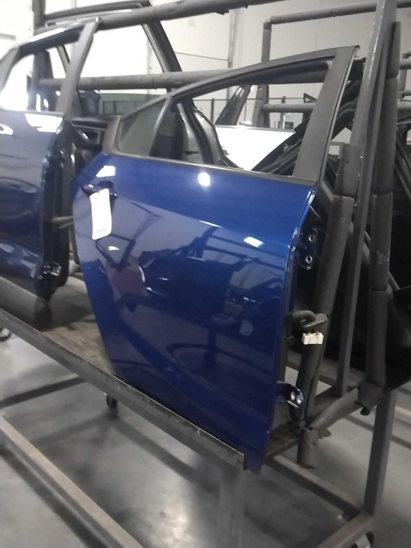 2018 KIA Forte Blue Rear Right Door 641491 Used 116K Miles OEM