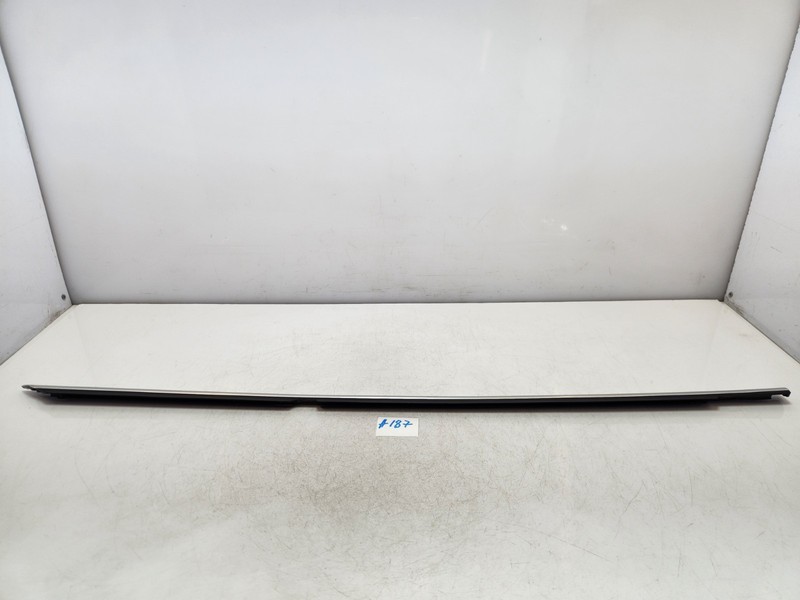 ✅ 12-19 OEM Mercedes W166 ML350 Rear Left Driver Side Door Window Belt Molding