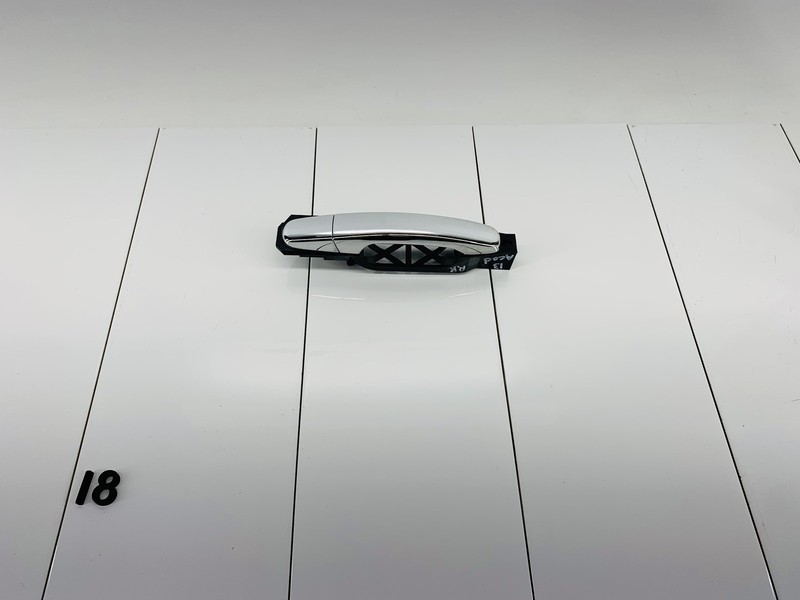 07-16 GMC ACADIA EXTERIOR REAR RIGHT SIDE DOOR HANDLE & BRACKET CHROME OEM