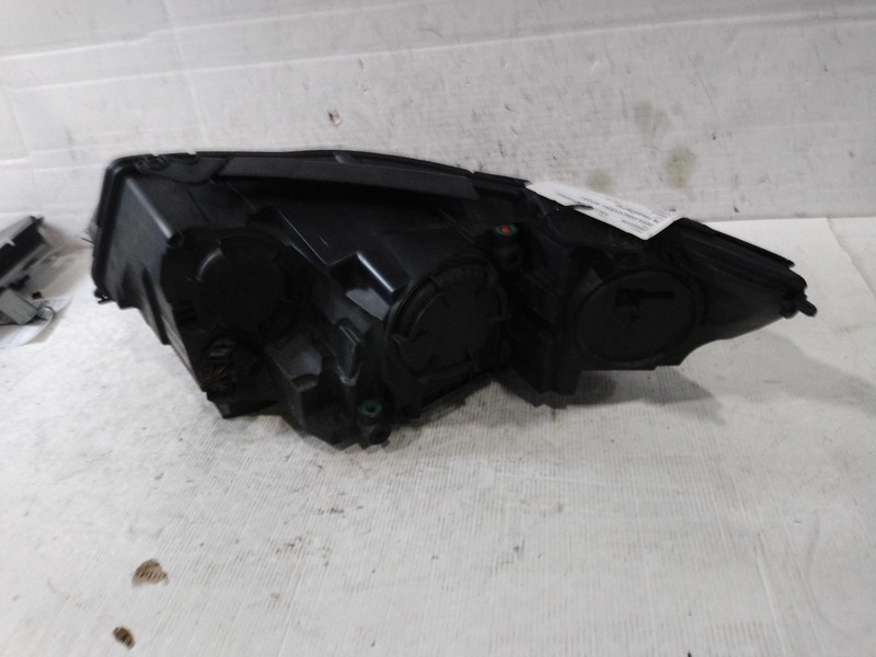 2015 Land Rover Discovery Sport Right Headlight Assembly - Brown, Used, 70K Mi