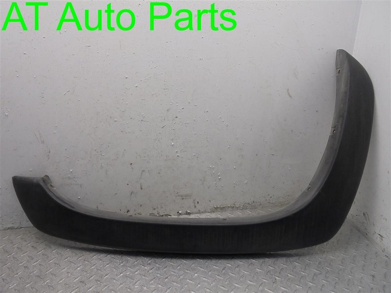 1999-2007 CHEVY SILVERADO GMC SIERRA PASSENGER FENDER FLARE MOLDING OEM 10374850
