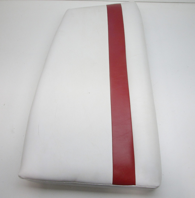 1991 WellCraft 186 XL Eclipse Boat Front Port Left Bow Seat Cushion