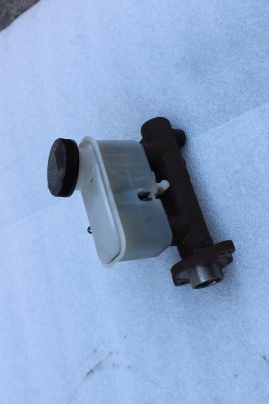1992 MAZDA MPV VAN BRAKE MASTER CYLINDER WITH RESERVOIR