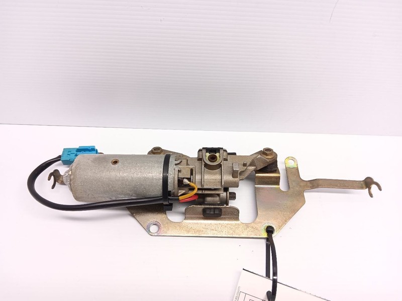 2001-2006 BMW 328i 330i M3 Convertible Top Latching Motor 67618370816 OEM