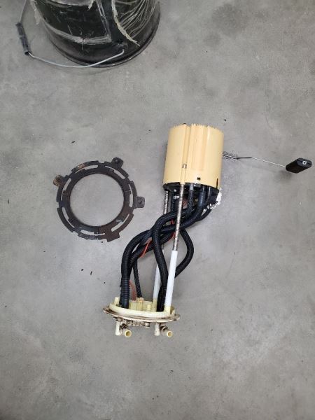 Fuel Pump Pickup 6.7L Front 6' 9" Box Fits 17-20 FORD F250SD PICKUP 286281