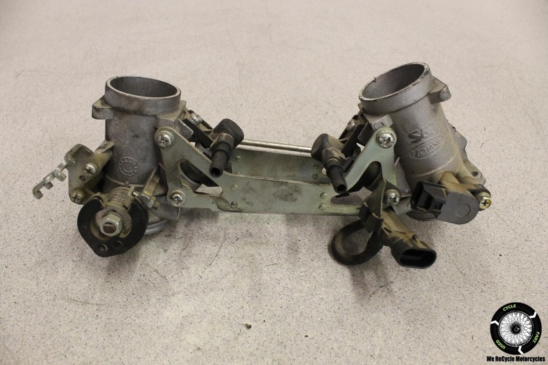 2015 Hyosung GT650R THROTTLE BODIES BODY INTAKE FUEL INJECTORS ASSEMBLY GT 650 R