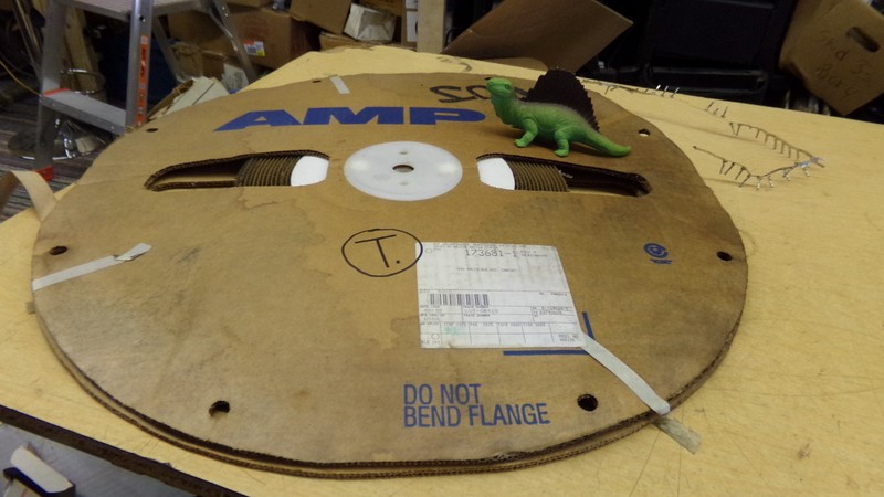 AMP 1733681-1, .040 Multilock Rec. Contact, Over 1000 Count *Free Shipping*