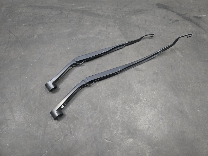2PC Front Wiper Arms Set 2022 Kia Stinger 98321-J5000 2018 2019 2020 2021 2023