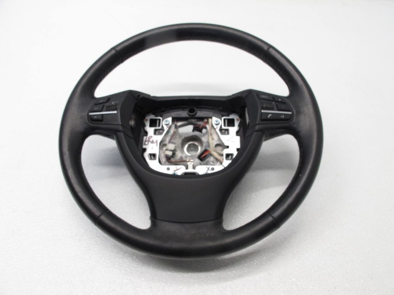 09-17 BMW F10 535i 740i DRIVER STEERING WHEEL NO BUTTON SWITCH OEM 102523
