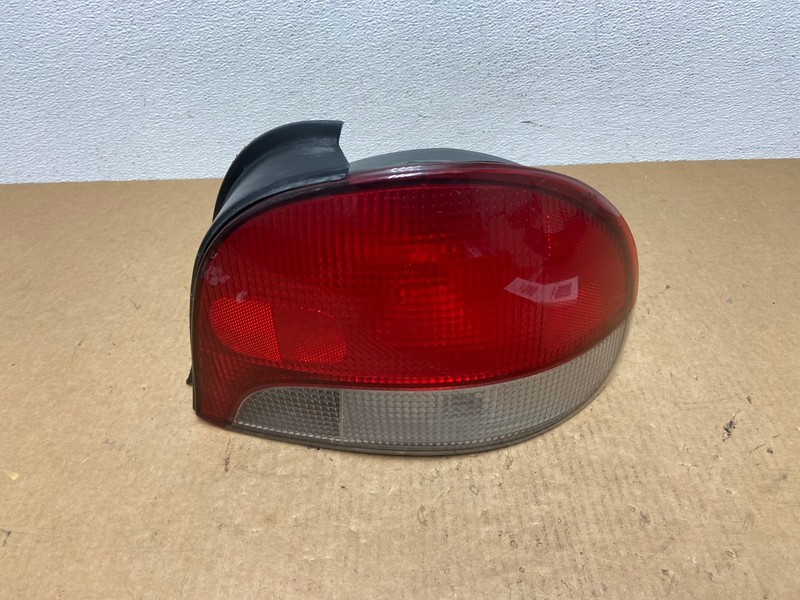 1998 to 1999 Hyundai Accent Hatchback Right Passenger Tail Light Oem AC2972 LK
