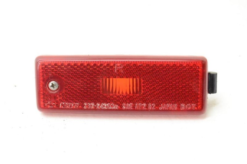 1986 Nissan 300ZX Z31 2+0 Passenger Right Rear Side Marker Light