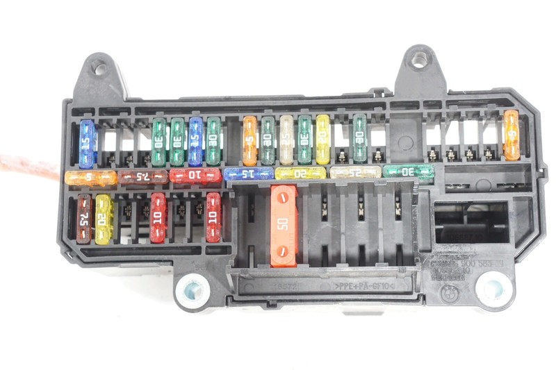 2006 2007 2008 BMW 750Li E66 POWER DISTRIBUTION FUSE RELAY MODULE OEM