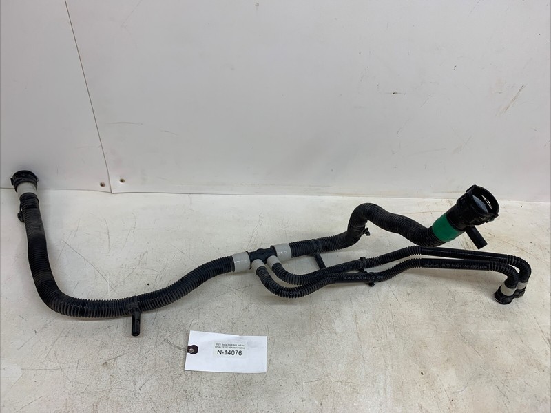 ⚡️17-22 TESLA 3 CHILLER TO BATTERY COOLING HOSE TUBE 1521493-00-B 14076